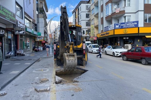 “Mutlu Ve Huzurlu Bir Sorgun İçin Sahadayız” Sorgun Belediye Başkanı Mustafa Erkut Ekinci, şehirde başlatılan değişim ve dönüşüm çalışmalarının hız kesmeden sürdüğünü açıkladı.