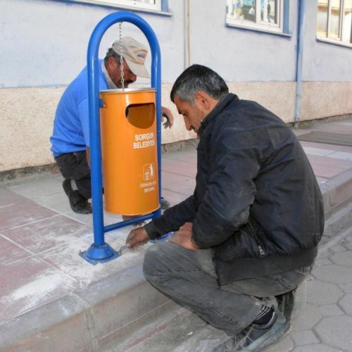 Sorgun’da çöp kovaları yenilendi